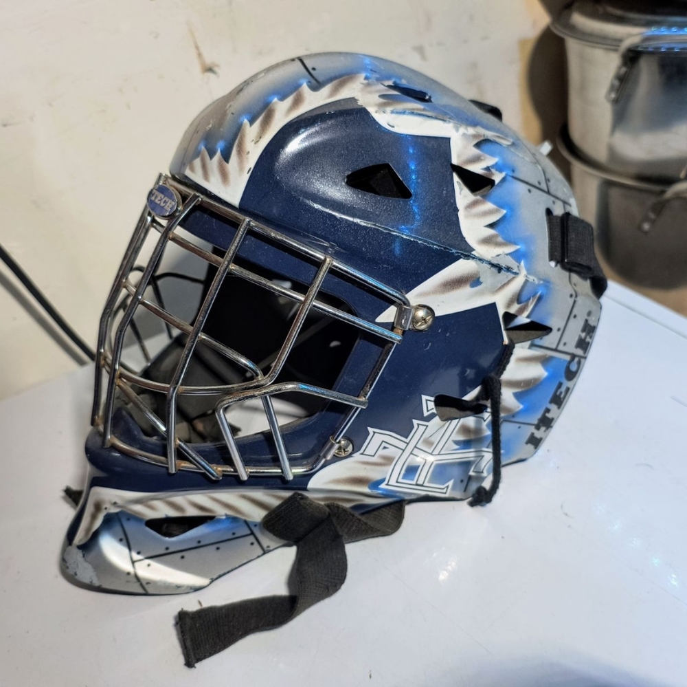Toronto Maple Leafs goalie mask